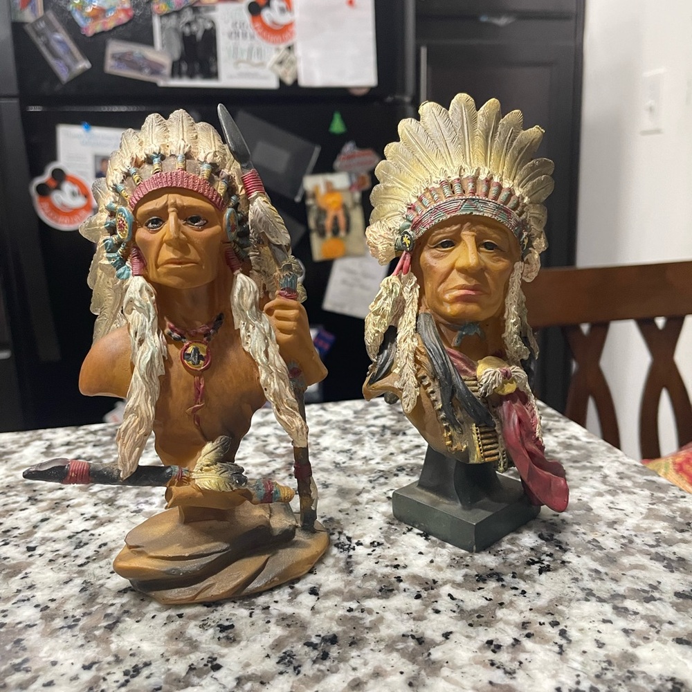 Vintage Native American Chief Busts - Multicolor Set2